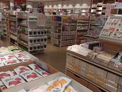 -名创优品(广东省广州琶洲保利广场店)