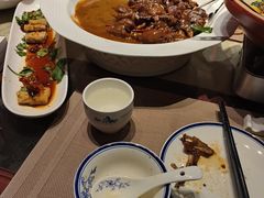 -老铺人家酒店(紫荆名流店)