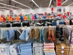 -卜蜂莲花(辽阳西路店)