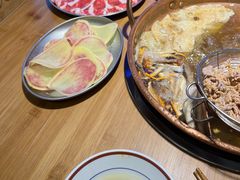 -洱火云南酸菜牛肉火锅(石景山当代商城店)