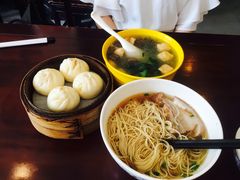 -朱鸿兴面馆(镇湖店)