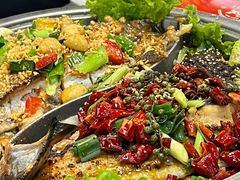 -集草轩·重庆麻辣烤鱼(西湖道店)