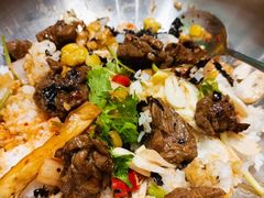 -山野的朋友露营炭火烤肉