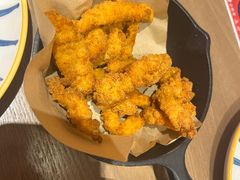 -必胜客(上海华谊新所店)