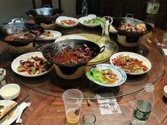 -百味地锅鸡(二店·财校分店)