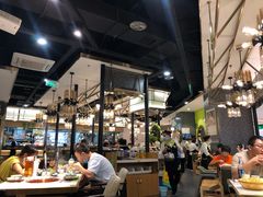 大堂-洪氏嗨捞·猪肚鸡火锅(阳光天地店)