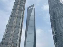 -陆家嘴空中步行连廊