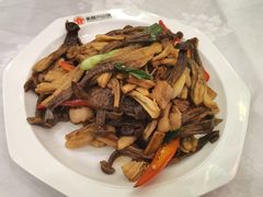 -嘉陵楼馋嘴城(簋街总店)