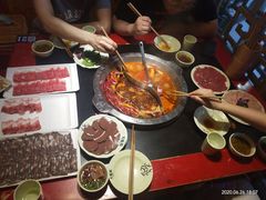 -大龙辣火锅·龙虾·烧烤(湖滨新天地店)