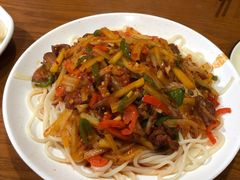 -怡妮新疆风味餐厅(东江湾路店)