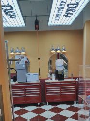 -Devilhands Barbershop男士理容店