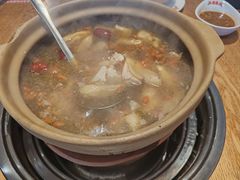 -邹开喜·炭炉鸡煲·海鲜火锅(虹口足球场店)