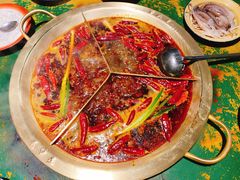 红锅-叁口煮老火锅(东升店)