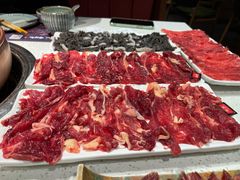 吊龙-牛村来人潮汕牛肉火锅(西单店)