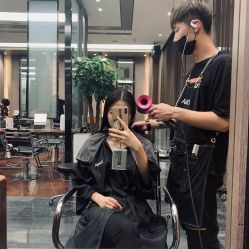 -扎嘎形象设计