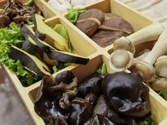 -爱新觉罗福臨火锅馆(万科滑雪场店)