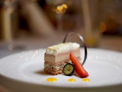 茉莉花牛奶巧克力慕斯-北京古城老院厉晓麟精致菜