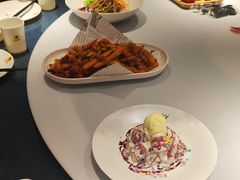 -巴特餐饮6加1音乐餐吧·新疆菜