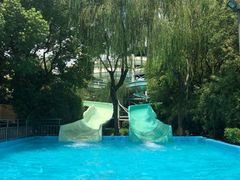 -热带风暴水上乐园(新镇路)