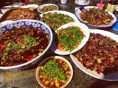 -江湖黑大兔(杨家坪店)
