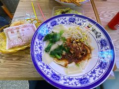 油泼扯面-陕味食族油泼面·小炒盖码面(双榆树店)