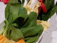 -三人行骨头王火锅(长寿店)