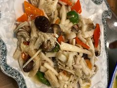 炒杂菌-益恒饭店乡间白族菜(古城总店)