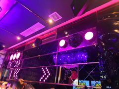 -歌友汇KTV(悦荟广场店)