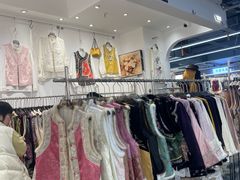 -意法服饰城