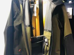 -ZARA(青岛万象城店)