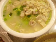 -茅屋大酒店