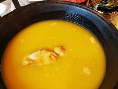 -鲜入围煮花胶鸡海鲜火锅