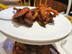 首创黑椒妙龄鸽-粤小馆(天安云谷店)