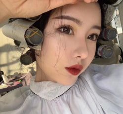 -AYO SALON