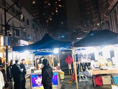 -吴山路夜市
