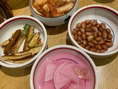 四小菜-秋木烤肉·韩国牛肉名家(高新旗舰店)