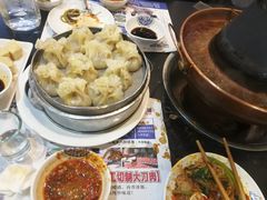 -楼外楼大刀肉传统火锅居(幸福街店)