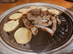 土豆片-·缸桶屋·韩式牛肋条自助烤肉(西湖D11店)