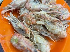 咸蛋黄罗氏虾-贞姨美食·老字号海鲜大排档