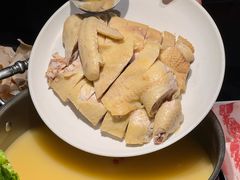-鲜入唯煮·港式海鲜牛肉火锅(金宝街店)