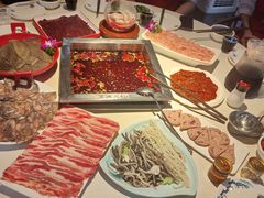 -二荆条·蜀鲜汇城市森林火锅