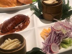 梧桐四味烤鸭-梧桐Plus·创意京·川料理(万象城店)