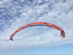 -费特希耶滑翔伞