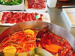-牛德亨臻牛潮汕火锅(万邦时代店)