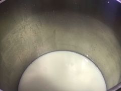 -渝之汇牛肉豌杂面