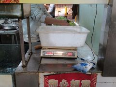 -烧哥美蛙肥肠鱼火锅·十五年社区店