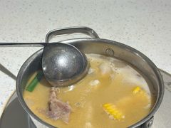 -肥仔文澳门猪骨煲(南京西路店)