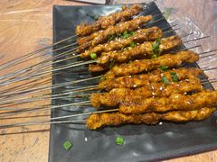 -老街烧烤大排档·地道湖北菜·龙虾馆(汉口火车站店)
