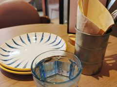 -必胜客(上海华谊新所店)