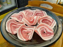 薄切五花-唯成•韩国炭火烤肉 유성고기